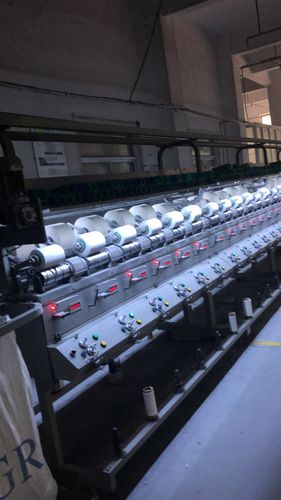 机器生产 - 南通鼎伦纺织有限公司